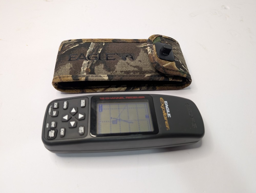 Eagle Explorer 12 Channel GPS Receiver LCD Screen Fish Hunt Locations Hiking