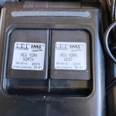 USED Eagle AccuMap 12 W/ New York North And West Cartridges/ Case/ Charger Clean