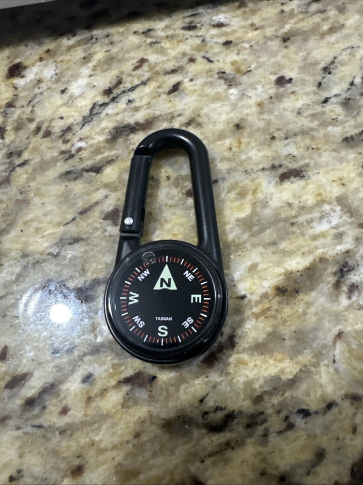 COMPASS / BACKPACK CLIP /KEYCHAIN 3″ COMBO COMBINATION TOOL