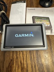 Garmin Nuvi 1450LM 5″ GPS Navigation System Bundle w/ box & Car Charger Manual