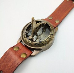 Vintage Old style WWII Military Wrist Watch Brass Round Sundial Compass Watch