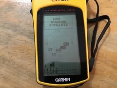 ETREX HANDHELD GARMIN 12 CHANNEL NAVIGATION SYSTEM WORKING WITH CASE