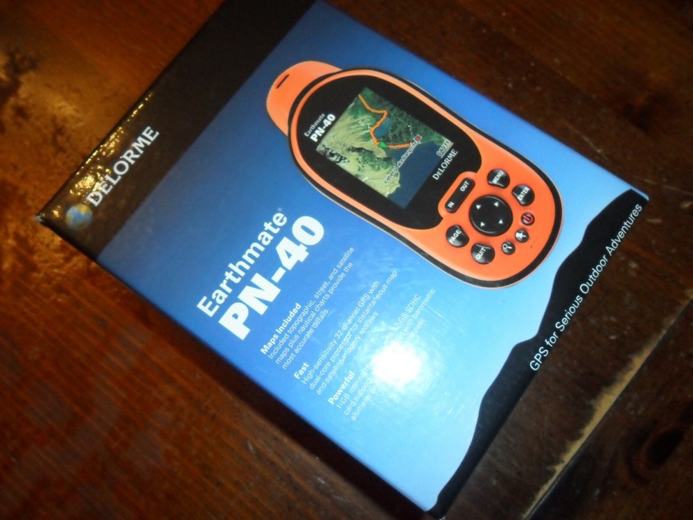 Delorme Earthmate PN-40 Handheld GPS Orange