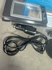 TomTom XL 325-S GPS Car Navigation System 1GB 4.3 inch Screen