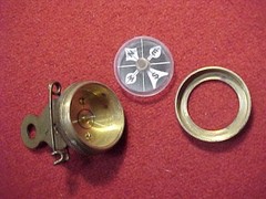 VINTAGE MARBLES GLADSTONE,MI ~ POCKET/PIN ON COMPASS ~ ESTATE ITEM