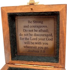 Joshua 1 : 9 – 11 Be Strong And Courageous Antique Compass With Box Christmas