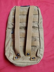 TASMANIAN TIGER Upright Sustainment Pouch Coyote Brown