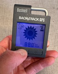 Bushnell Backtrack 360100 Portable 2.25″x3″ Point-3 Handheld GPS Compass WORKS!