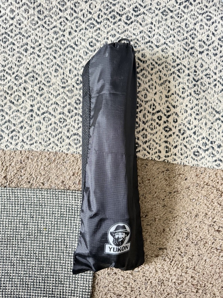 Yukon Charlie’s Carbon Lite Flipout Adjustable Trekking Poles Collapsable
