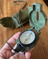 Cammenga CG27 Lensatic Compass – Green Cammenga 27 Phosphorescent Lensatic Compa