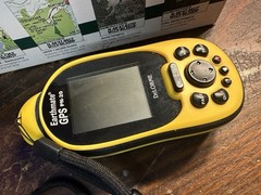 Earthmate GPS PN-20 Bright Color-Screen GPS Tested works Needs Battery