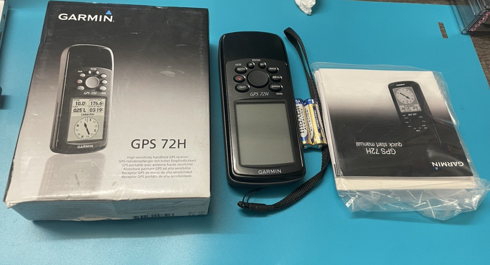 ORIGINAL Garmin 72H Waterproof Handheld GPS W/BATTERIES