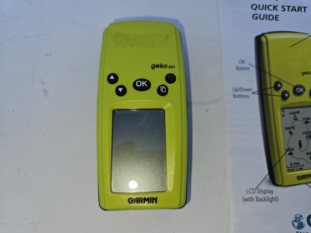 Garmin Geko 201 Handheld GPS Geocaching Hiking Hunting Camping Backpacking