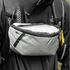 Hiking And Climbing Waist Bag Made With Waterproof For Dyneema Material