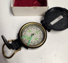 Engineers Lensatic Directional Compass by World Famous No 114 w/ Box