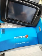 TomTom 335XL GPS Receiver United States- Touchscreen￼ Car Plug. Near Mint