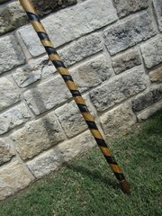 WALKING HIKING STICK STAFF WOODEN WILLOW HAND MADE IN USA TEXAS 57.75″ 3lb 13oz