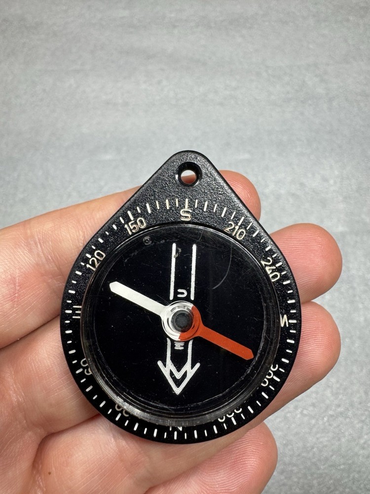 Vintage Silva Lightweight Pocket Compass Portable Keychain Model 9 Type 9