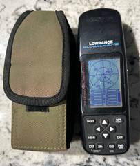 LOWRANCE GlobalNav 12 Channel Handheld GPS Receiver Tested Working w/Holster