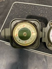 Jeep Promo Compass & Analog Stopwatch Gift Set Olive Drab w/ Original Tin – RUNS