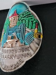 HELLBRUNN PALACE AUSTRIA HIKING WALKING STICK MEDALLION BADGE UNUSED RARE
