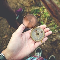 Vintage Copper Flip Pocket Compass Navigation Tool for Camping Hiking Boating