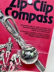 NEW Vintage ZIP-CLIP COMPASS Ball Keychain Liquid Filled Hiking Camping USA