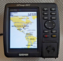 GARMIN GPSMAP 182C MARINE CHART PLOTTER FISHFINDER GPS UNIT w/ MOUNT & SUN COVER