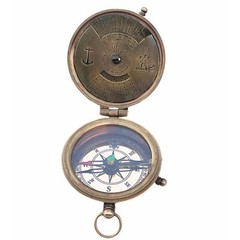 Vintage Brass Compass w/ 100-Year Calendar – Classic Navigation Tool