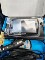 TomTom 335XL GPS Receiver United States- Touchscreen￼ Car Plug. Near Mint