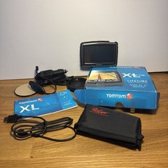 TomTom XL 350-TM GPS Navigator Bundle TESTED Works Maps Traffic GlareStomper Box