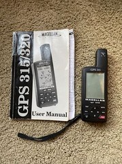 Magellan GPS 315/320 Powers On With Manual; for fishing, hunting, trekking