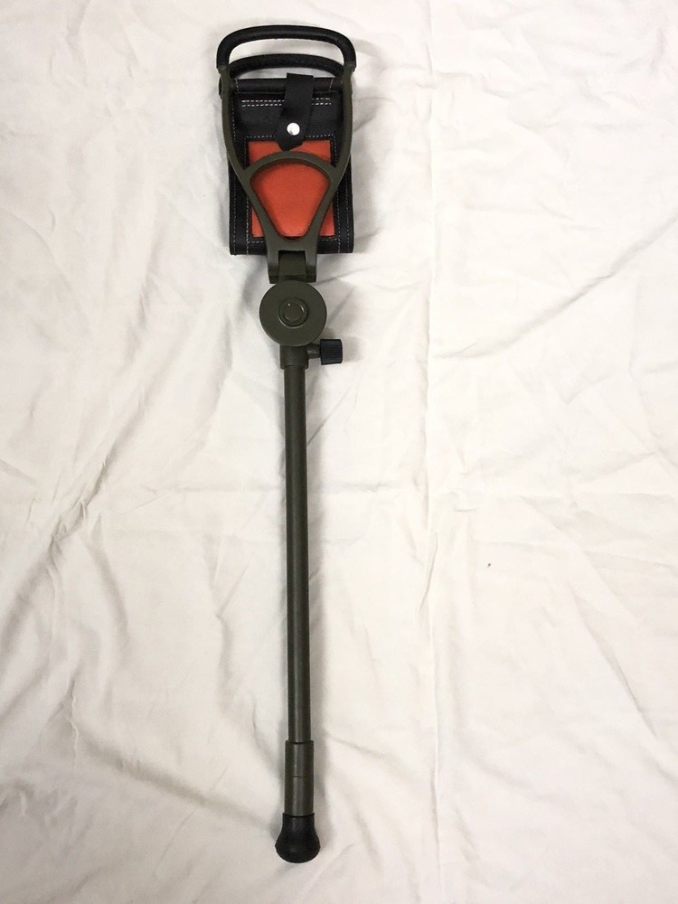 LEATHER SHOOTING STICK WALKING SEAT STICK FOR WALKING WITH RUBBER FERRULE.