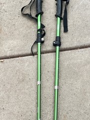 Set of Aisun Folding Trekking Poles 115-130CM ..1D