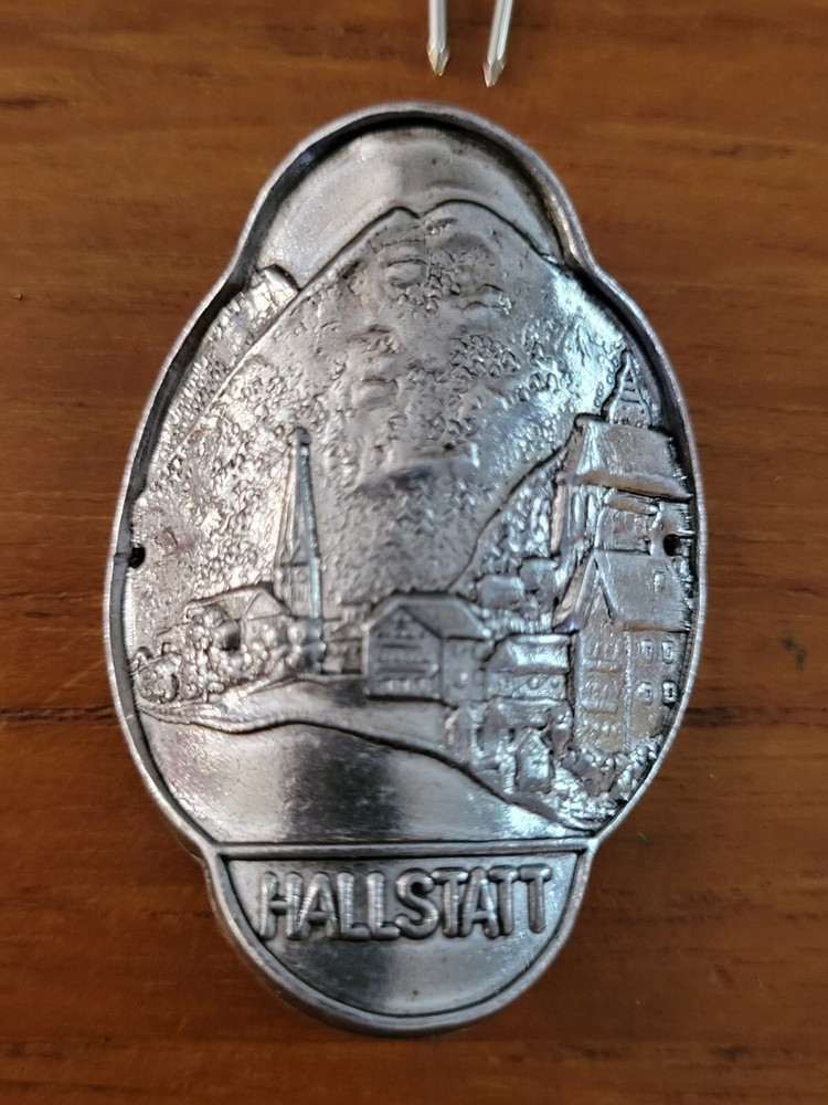 Hallstatt Austria HIKING WALKING STICK MEDALLION BADGE- New UNUSED RARE
