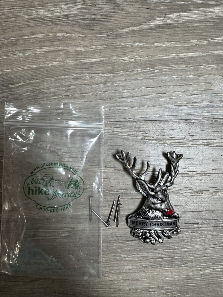 hike america Walking Stick Badge Medallion Merry Christmas Rudolph Reindeer B16