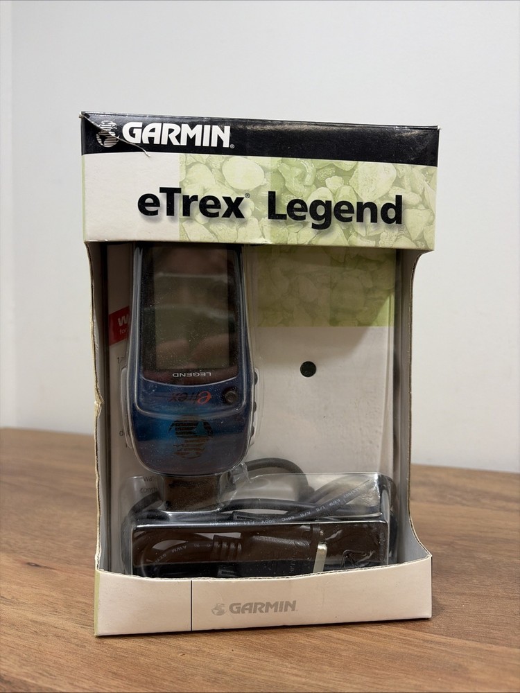 gps Garmin eTrex Legend Personal Navigator with communication cable