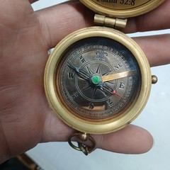 God’s Way Brass Compass, Psalm 32:8 Brass Compass W. Wooden Brass Inlay Box