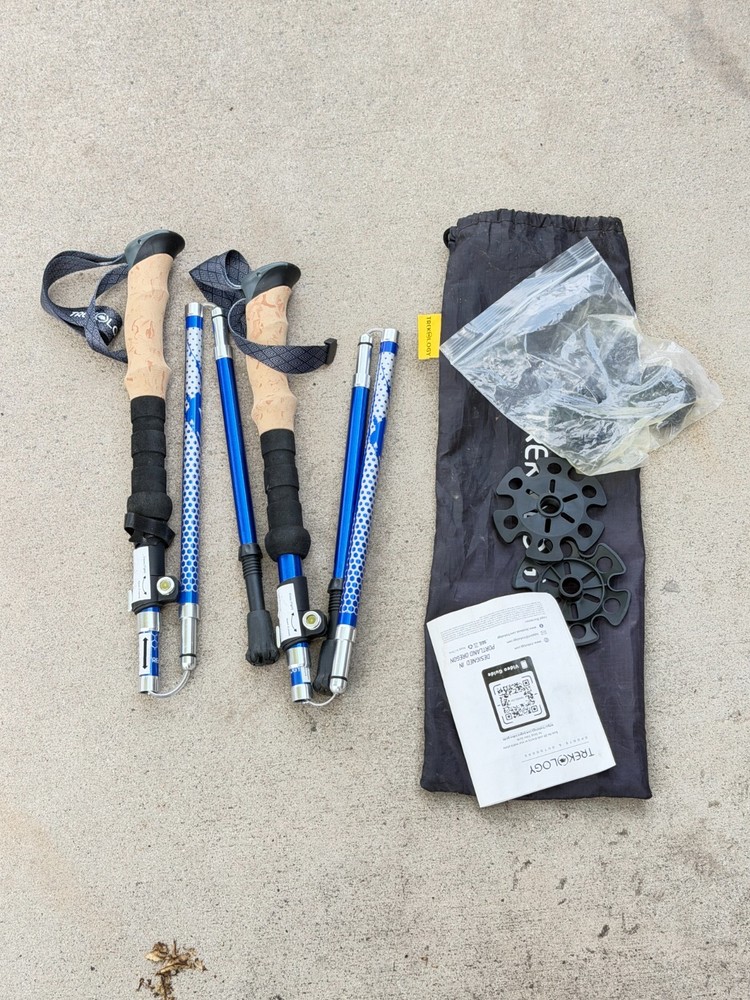 Set of Trekology Trek Z Folding Trekking Poles 105-120CM Blue..8Q