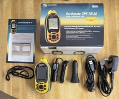DeLorme Earthmate PN-20 Yellow Handheld 2.2 in. LCD Screen Geocaching Hiking GPS