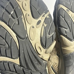 Merrell Moab Ventilator Low Mens 8.5 Beige Mid Hiking Trail Boots Shoes