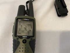 Garmin Rino 120 Handheld Hiking GPS Navigator & 2-Way Radio Instr Case Belt Clip