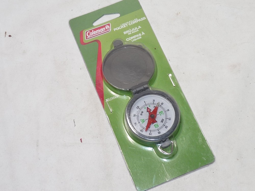 Coleman Liquid-Filled Pocket Compass Model 814A650T, NIP