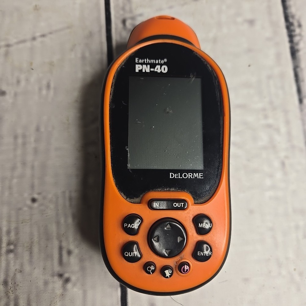 GPS Navigator Delorme Earthmate PN-40 Color Screen Handheld Navigation “Parts”
