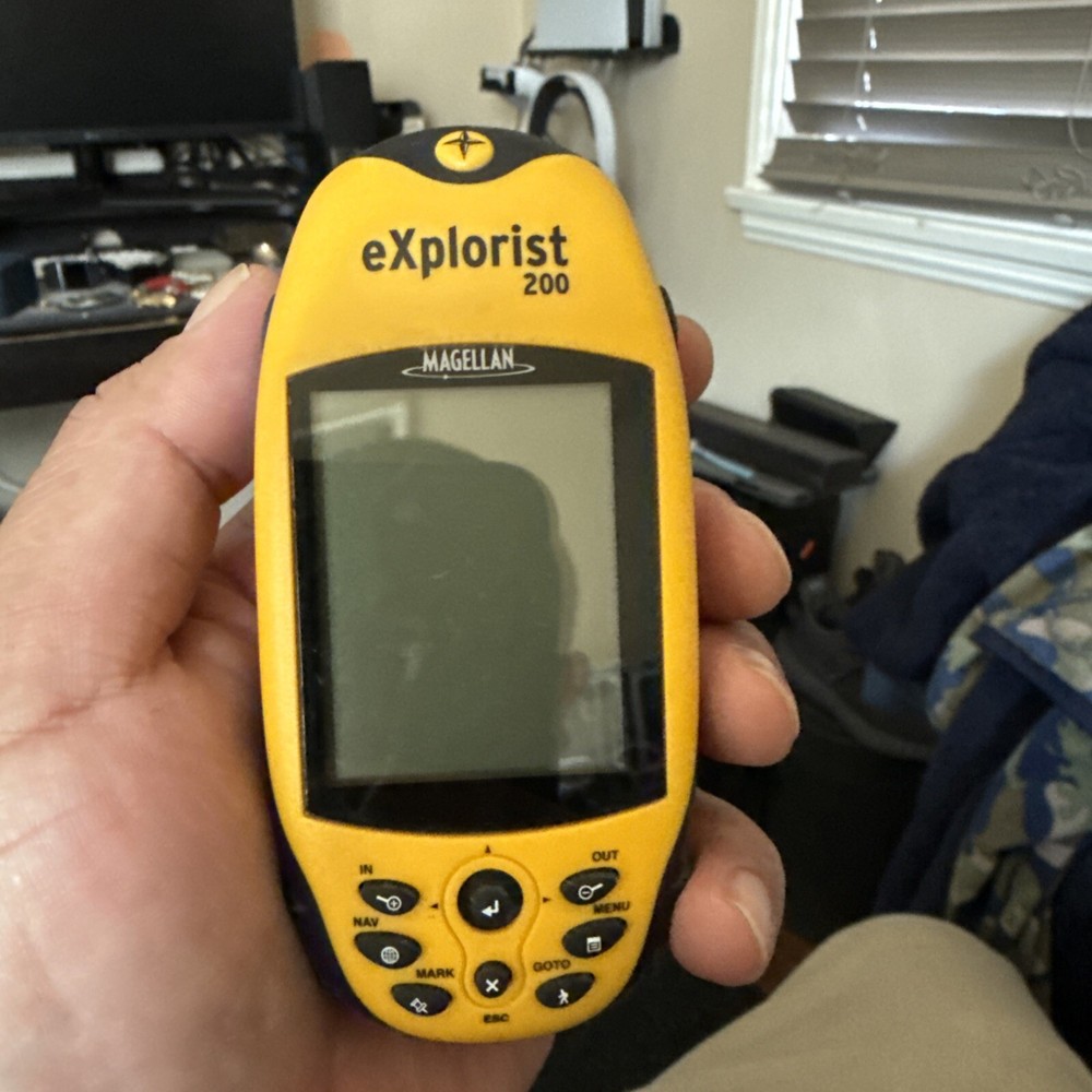 Magellan eXplorist 200 Handheld GPS Unit -Waterproof -Hiking -Geocache -Portable