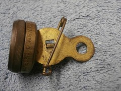 VINTAGE MARBLES GLADSTONE MICH. BRASS PIN ON COMPASS WORKING
