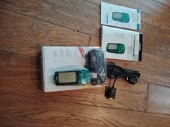 Garmin eTrex Venture Handheld Personal GPS Green In Box With Cord And Manual