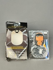 SPOT 2 Satellite GPS Tracker Messenger SOS Beacon NEW Open Box (3E)
