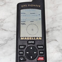 Magellan GPS Pioneer Satellite Navigator w/Box Manual Tested Vintage 2AA