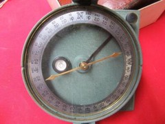 Vintage LEUPOLD Forester Compass Model A # 6675-00-B92-0107- Used